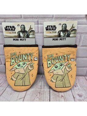 Disney Star Wars Grogu Baby Yoda‎ Oven Mini Mitt Set Of 2 The Mandalorian NWT